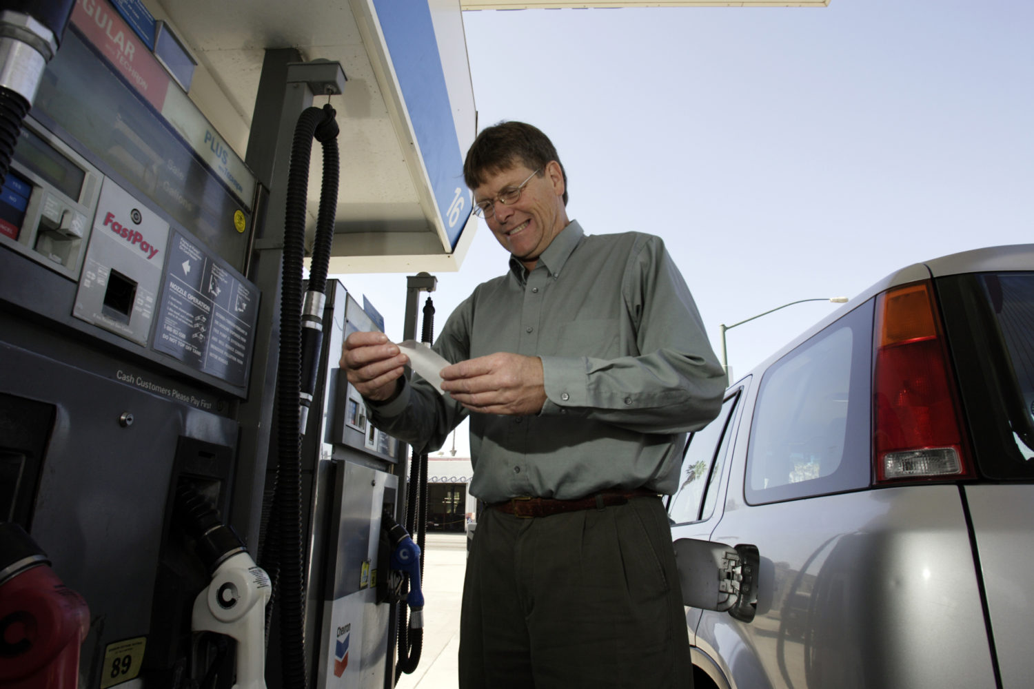 Gas Price Pain, Wildfires, and Alberta's Political Challenges Unpacked